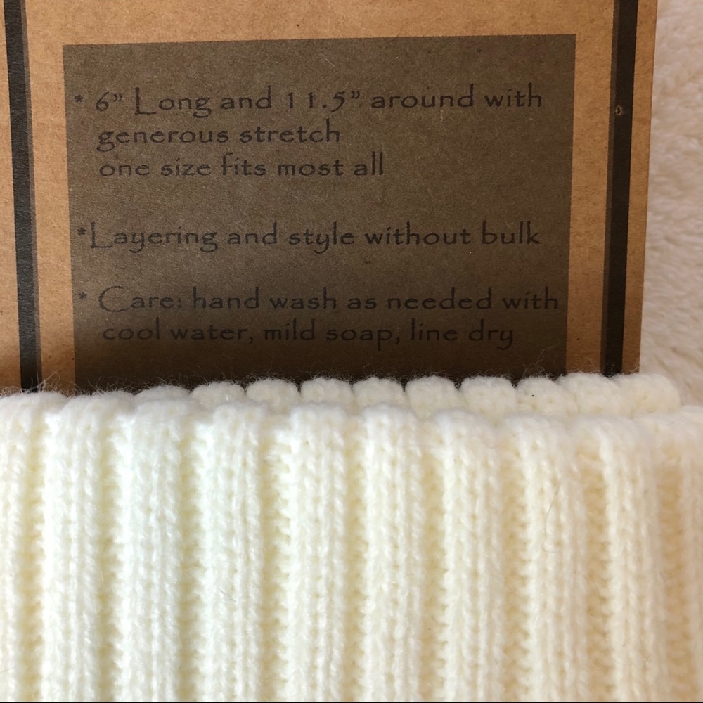 NWT Women’s Cream & Gray Boot Cuffs NEW - Picture 4 of 5